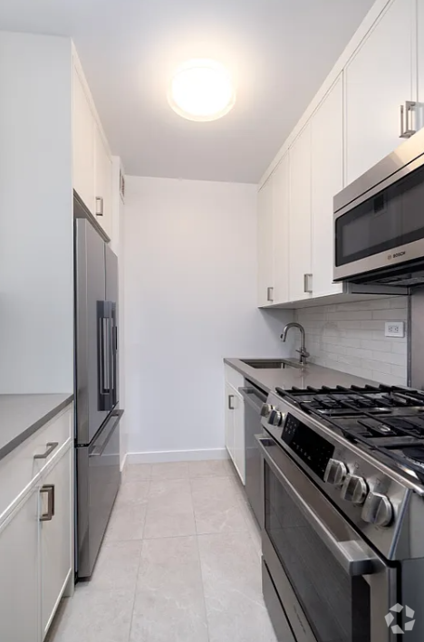 Building Photo - 280 W 81st St Unit 1412 Rental