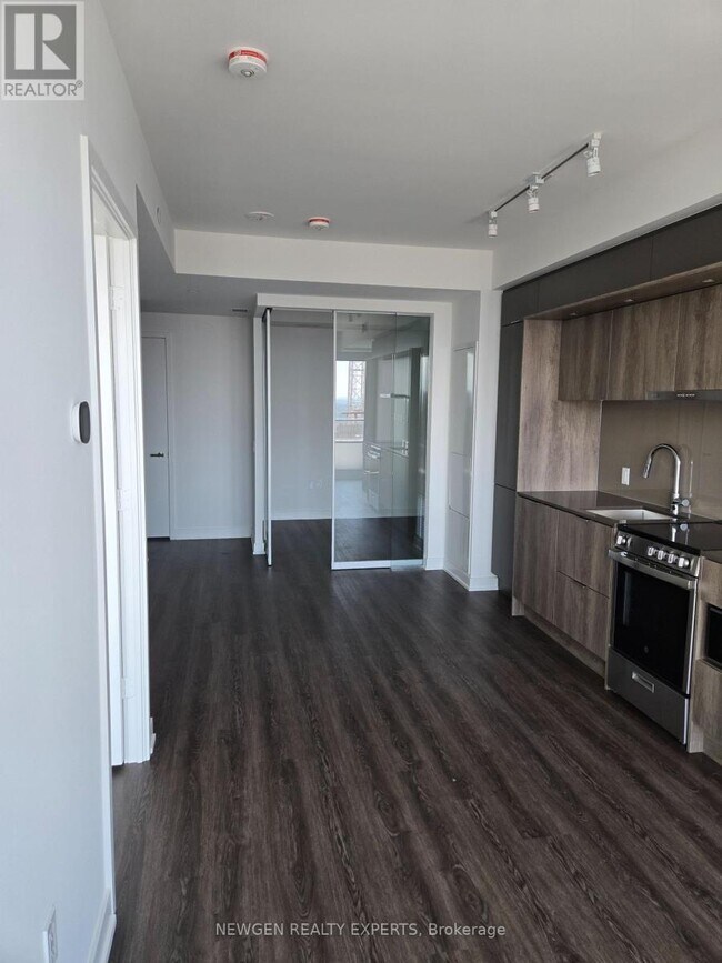 Photo - 448 Burnhamthorpe Rd W Unité 4701
