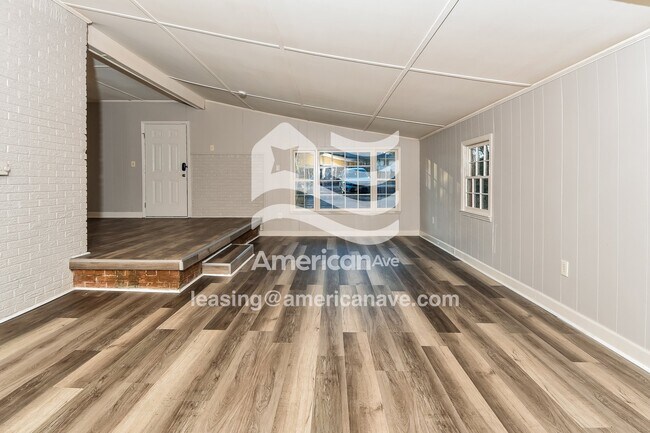 Photo - 1766 Springfield Ave