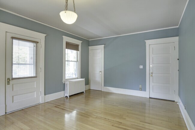 Photo - 3829 Pillsbury Ave S Unidad #2