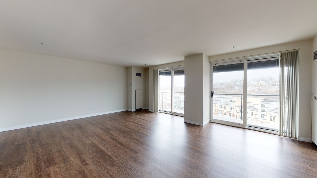 Photo - Center Place Apartments