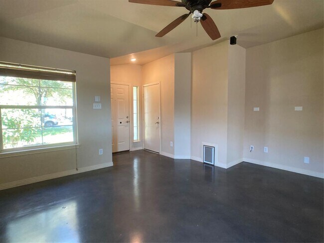 Photo - 1009 Grey Castle Dr
