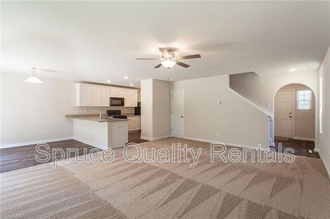 Photo - 4007 Meredith Woods Ln