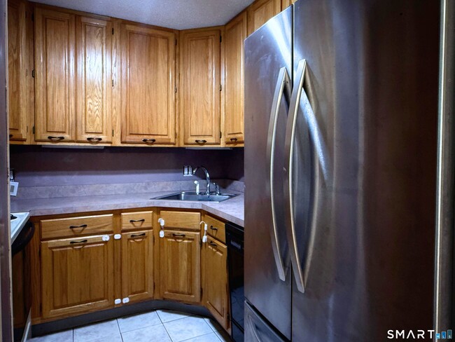 Photo - 8 D Pineview Dr Unit A