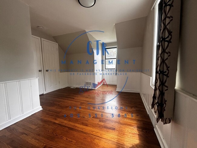Photo - 6010 Evans St