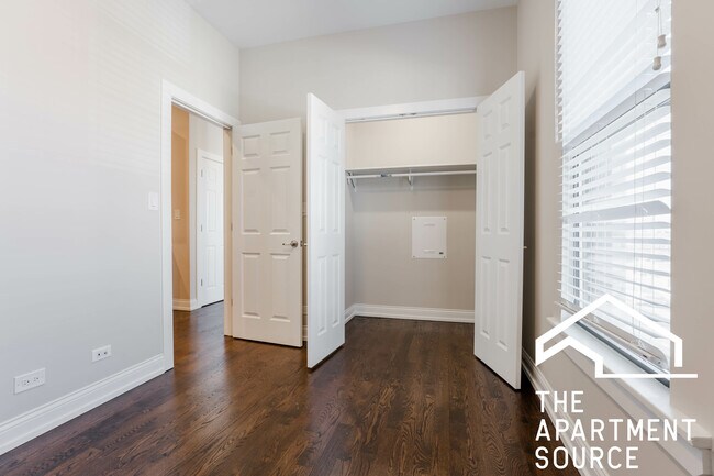 Photo - 2945 W Diversey Ave Unit 2E