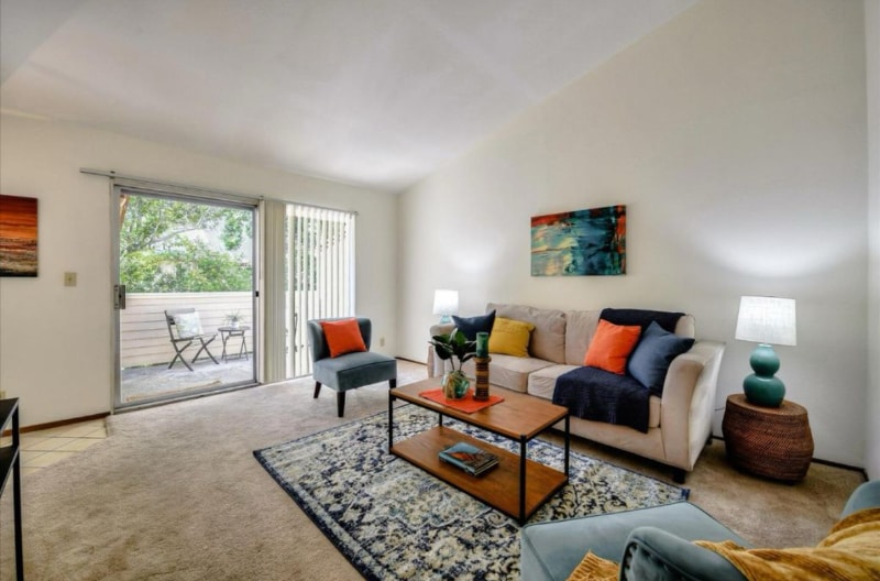 Photo - 1038 Cedar Gables Dr