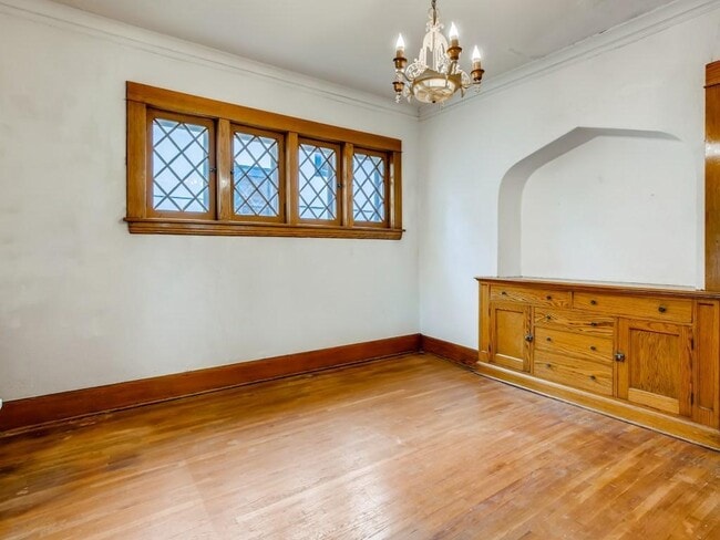 Photo - 245 Hamline Ave S