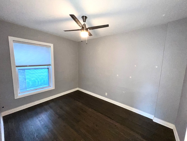 Photo - 3105 W Diversey Ave Unit 1R