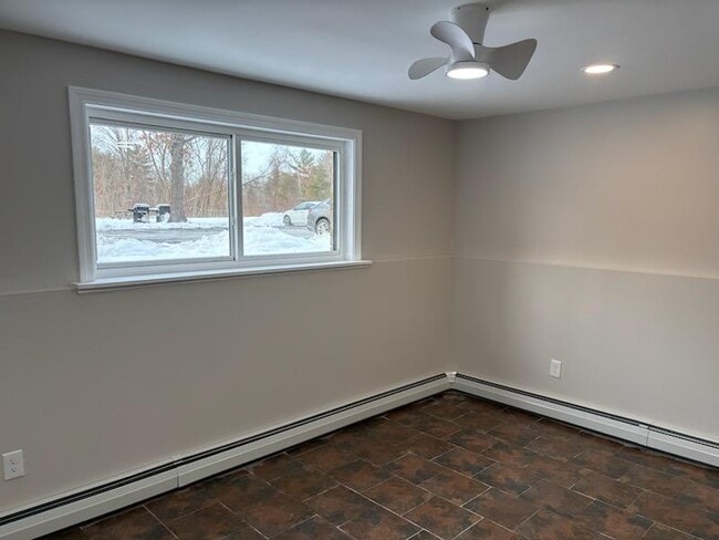 9 Lancelot Ct Unit 8