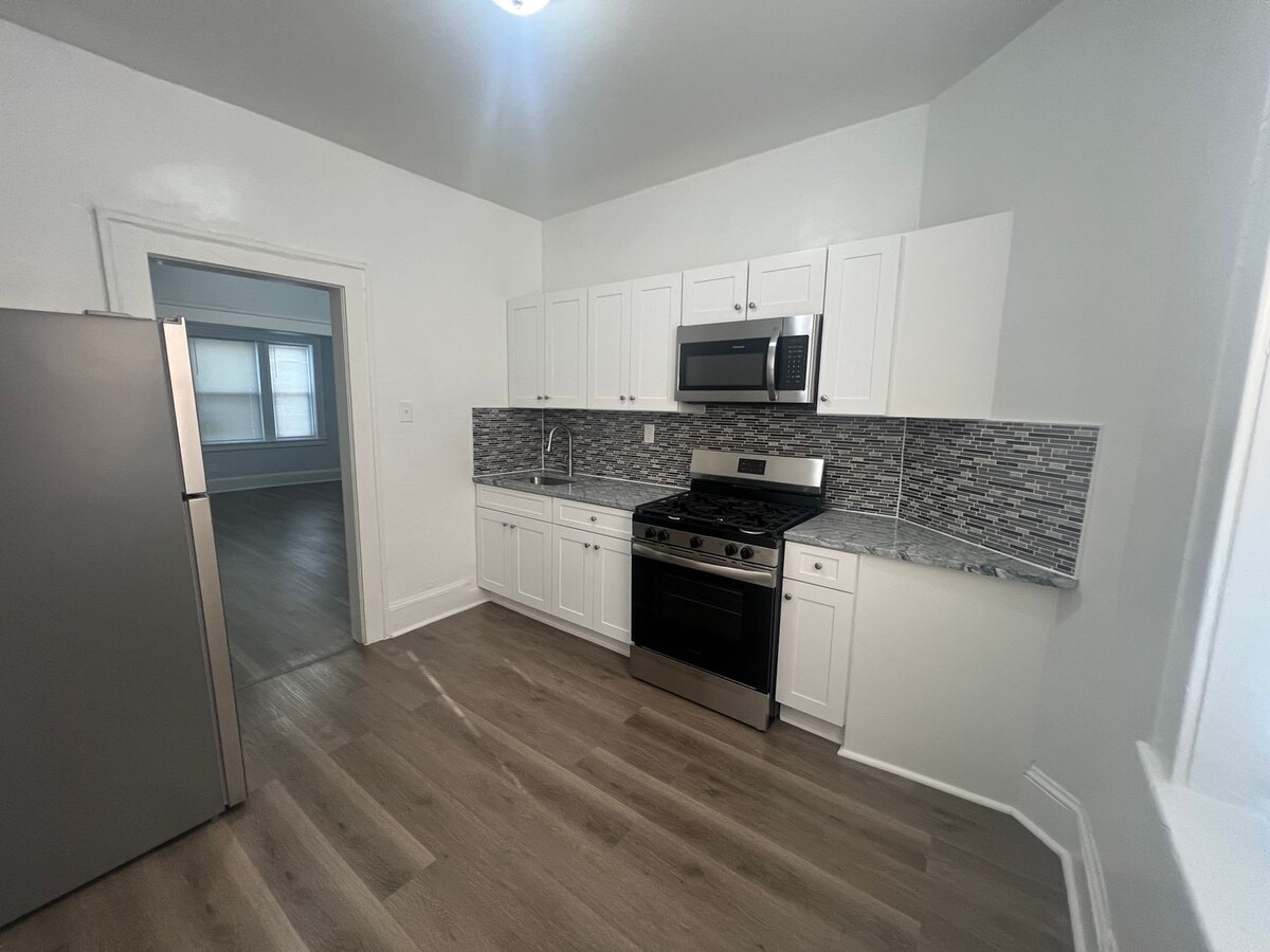 Photo - 11 Ampere Plaza Apartments