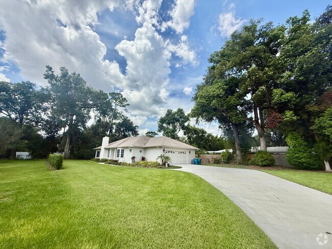 Building Photo - GORGEOUS, just completely renovated 3/2 Ho... Rental