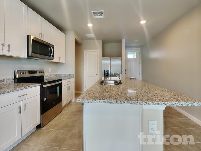 Photo - 7148 Boggy Crk Pl