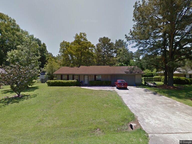 Photo - 32 Forest Dr House