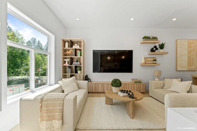 Photo - 8924 Cedar St