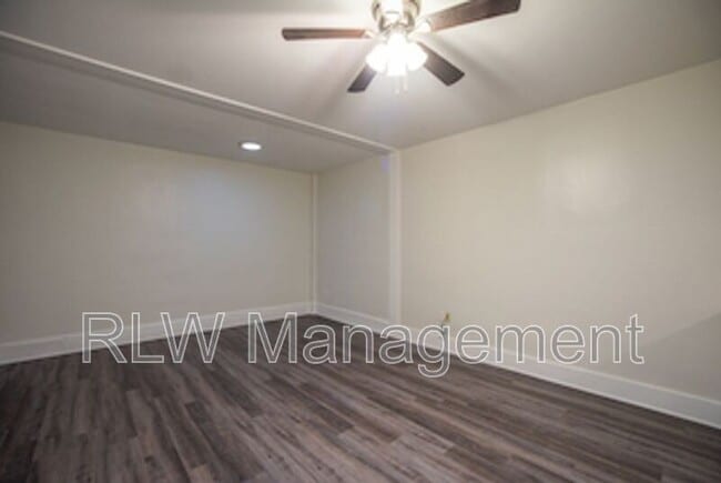 Photo - 11 N Central Ave