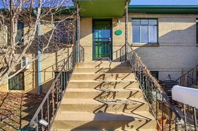 Building Photo - 36 N Washington St