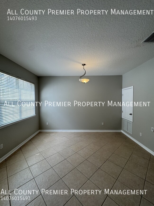 Photo - 13014 Langstaff Dr