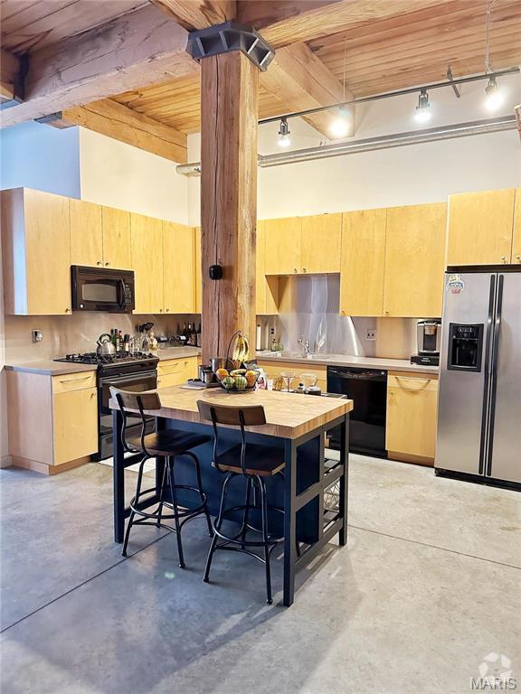 Building Photo - 1015 Washington Ave Unit 402 Rental