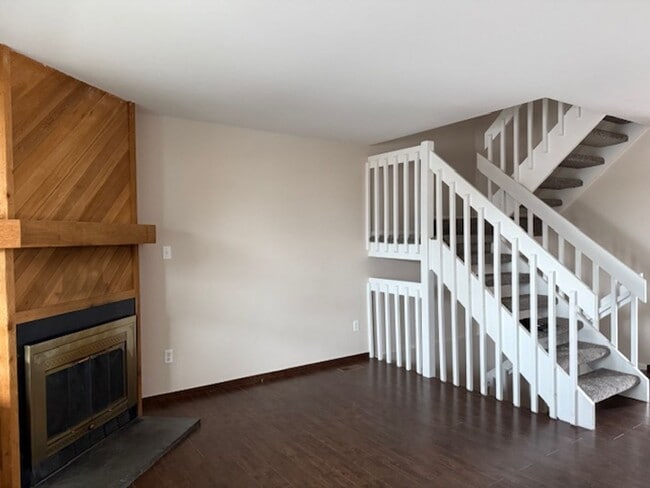 Photo - House For Lease