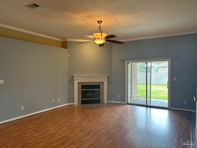 Photo - 602 Batten Blvd