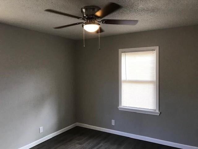 Photo - 2417 Lowriemore Ln