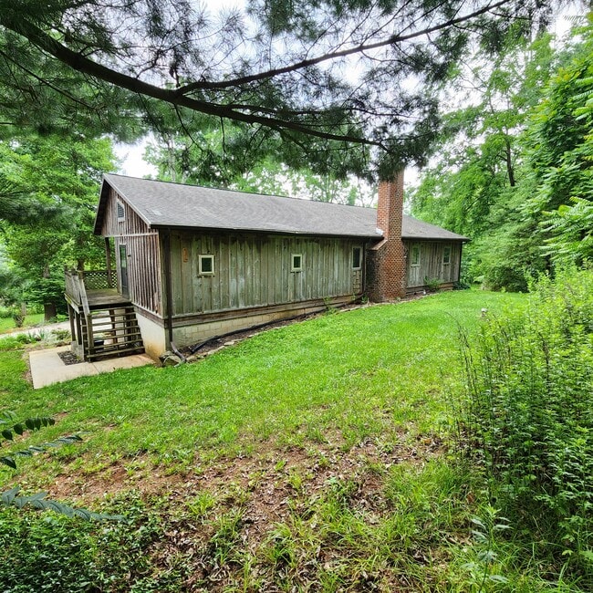 Photo - 780 Company Farm Rd