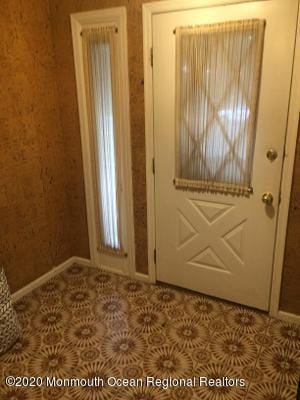 Photo - 256 Lawrence Ave