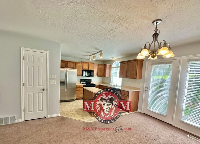 Photo - Great 2 Bd 2.5 Bath Townhome in Sandy