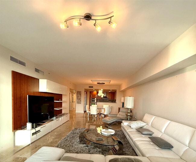 Photo - 45 Hendricks Isle Unidad 403