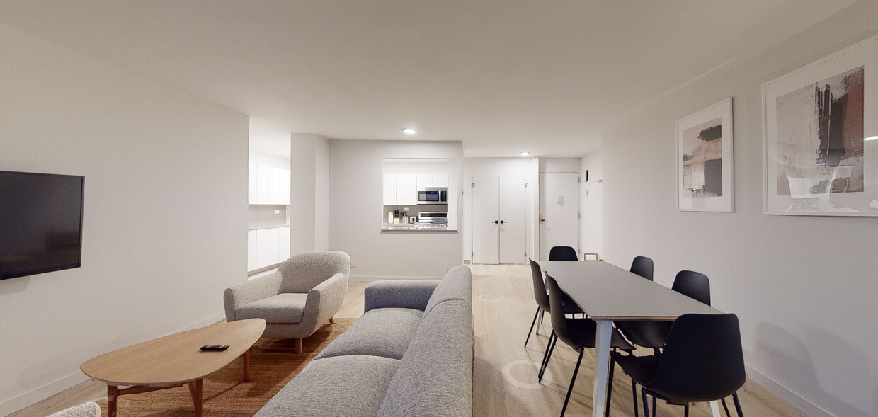 Photo - Outpost Club Heritage (Furnished Rooms) Apartments