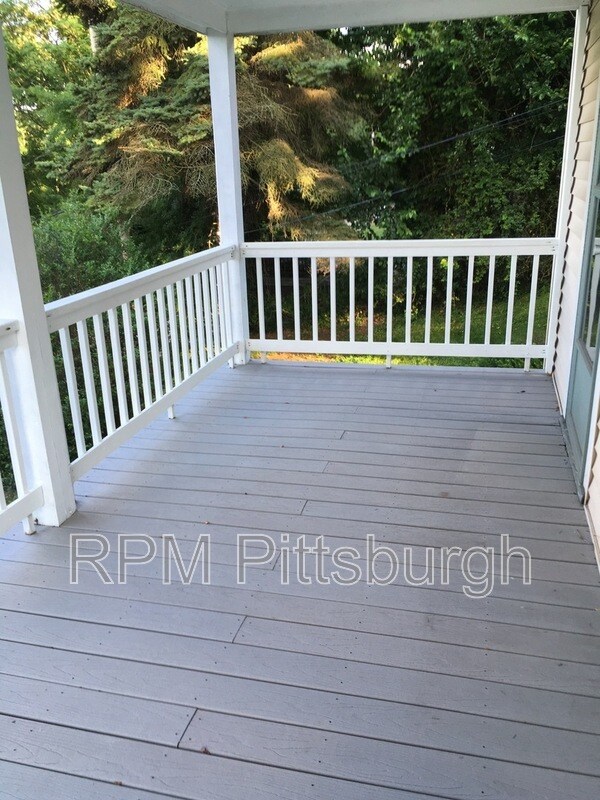 Photo - 2244 Lehigh St