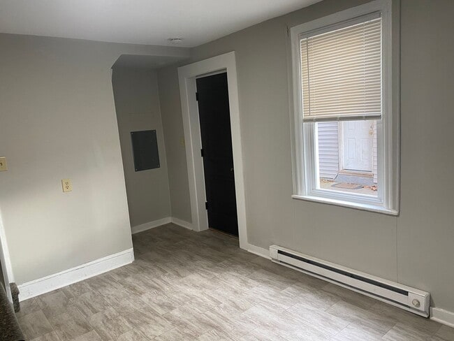 Photo - 430 S Queen St Unidad 430 S. Queen St. Rear