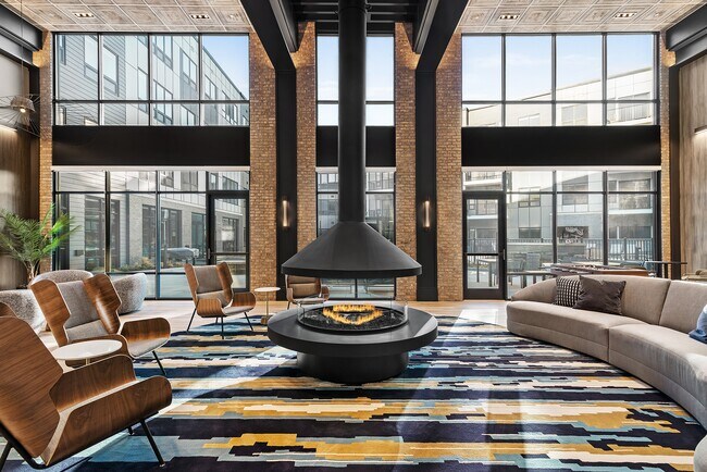 Photo - Ivy and Green