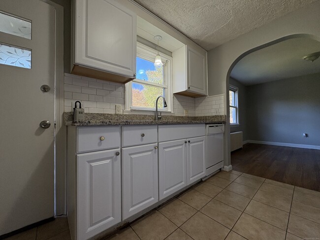 Photo - 600 Wadsworth St