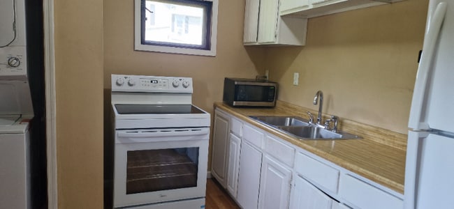 Photo - 8 Hooper St Unit APT B