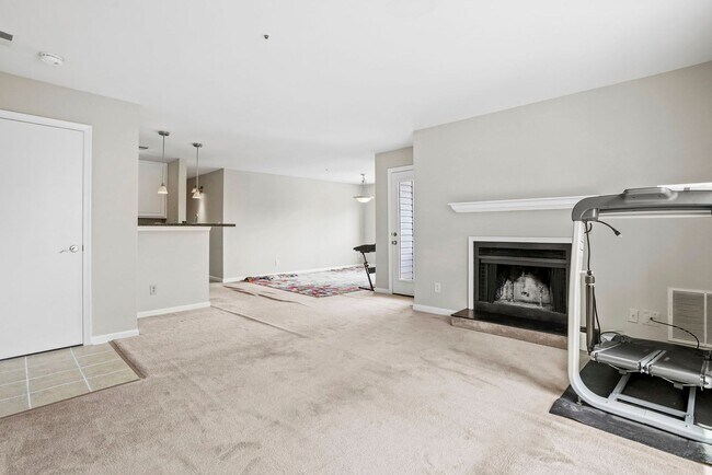 Photo - 3178 Summit Square Dr