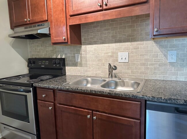 Photo - 5312 Justin Ct Unit 800-21-102E