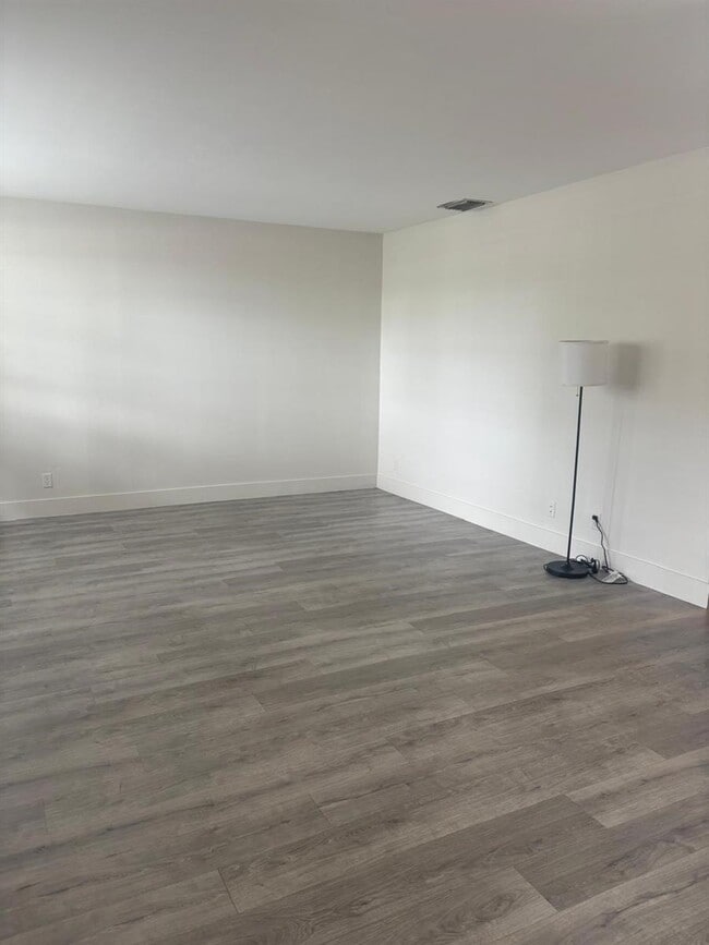 Photo - 2868 Coral Springs Dr Unit 2868