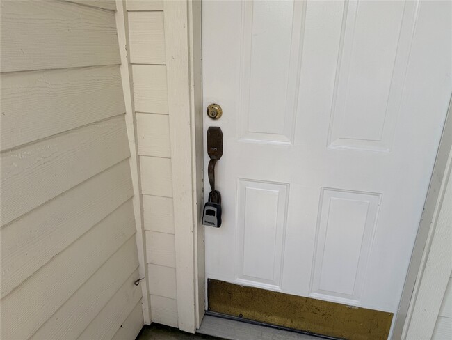 Photo - 16310 Long Valley Ct