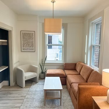 Photo - 225 Ellis St