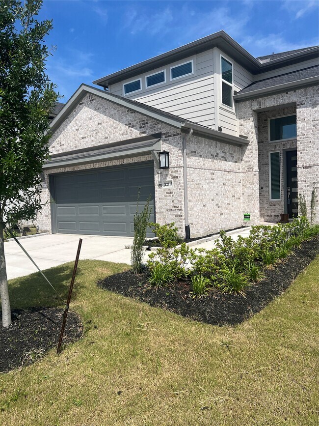 Photo - 22111 Strathfield Cir
