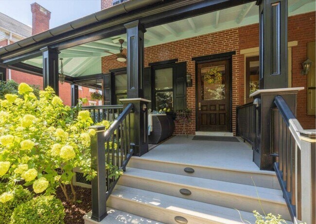 Photo - 415 W Union St Unit 3