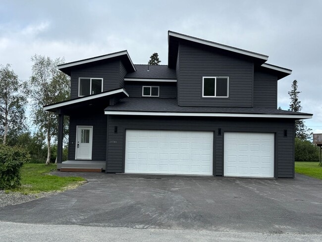 Building Photo - 18744 Denmark Cir Rental