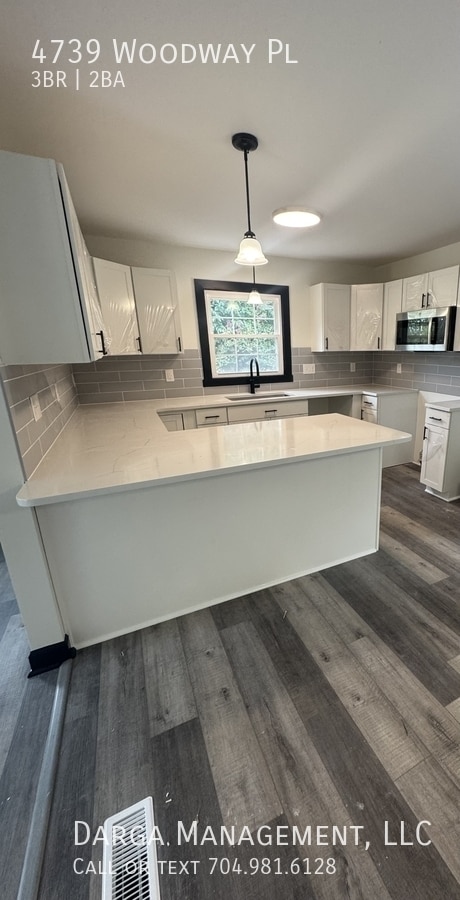 Building Photo - 4739 Woodway Pl Rental