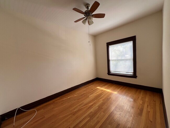 Photo - 1336 W Farwell Ave Unit 2E