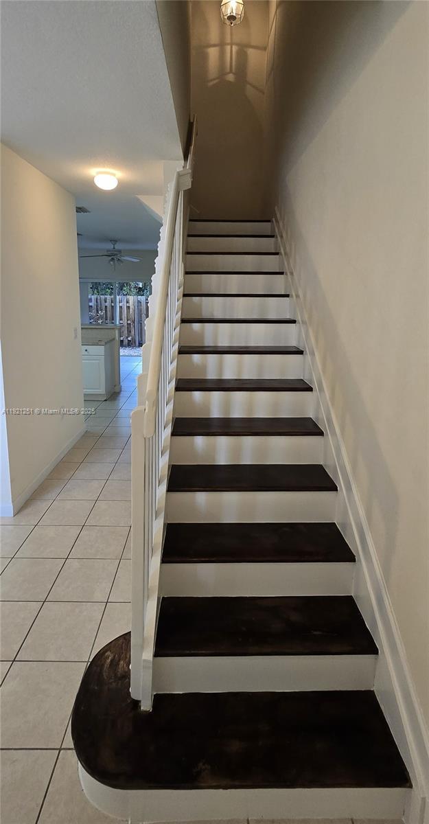 Photo - 3320 NE 13th Cir Dr