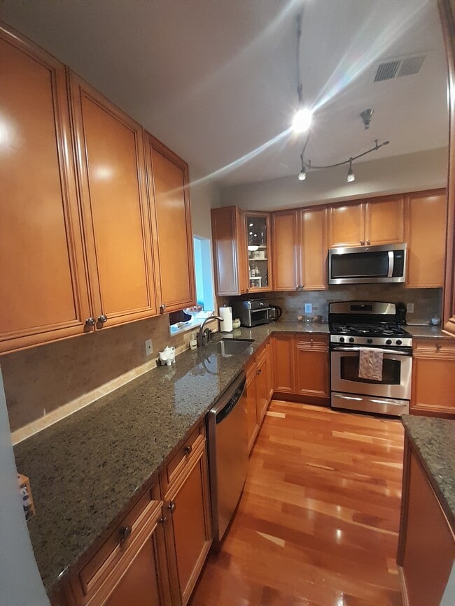 Photo - 25 Conover Terrace