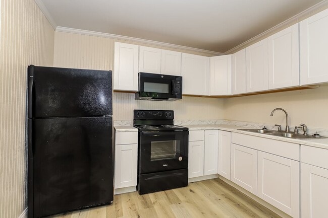 Photo - 1312 Vernon Pl