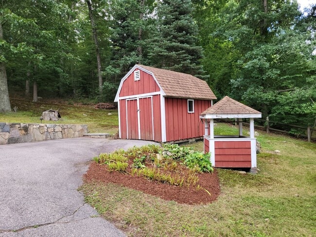 Photo - 26 Quisset Rd